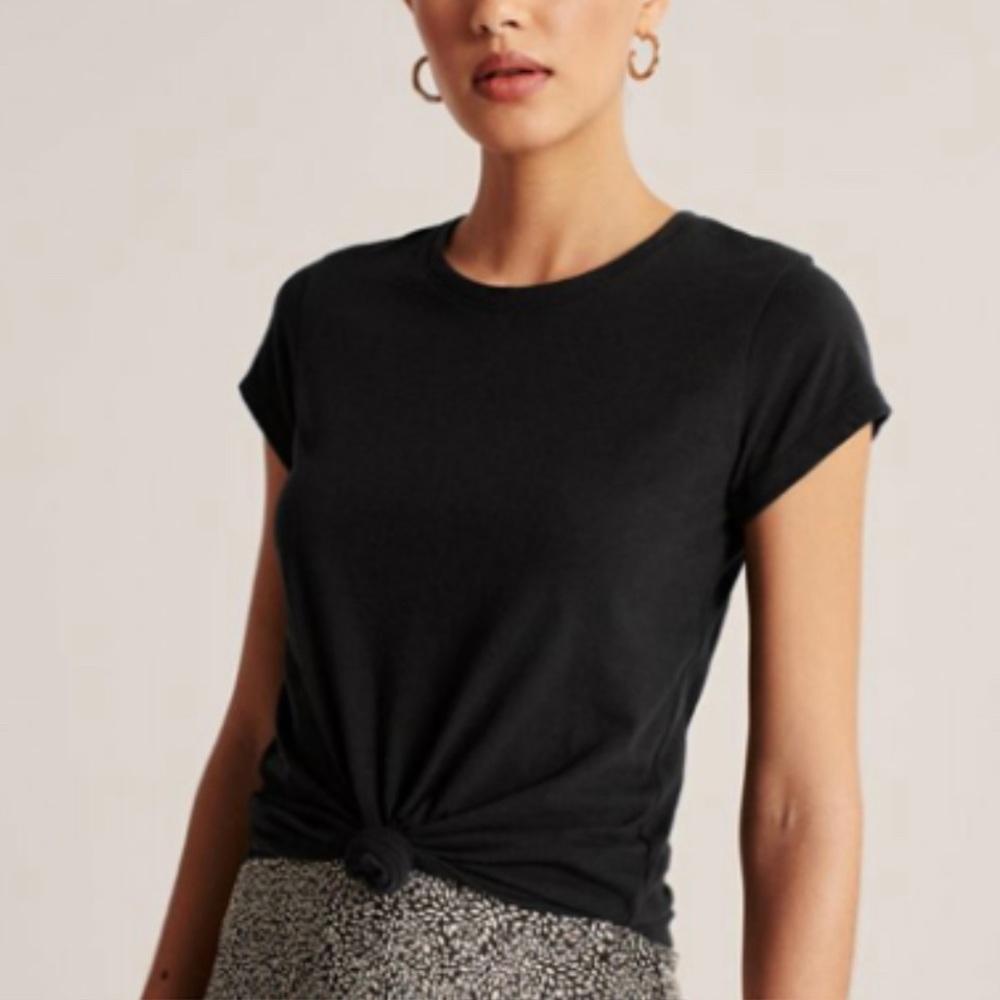 Black Crop Short Sleeve Shirt